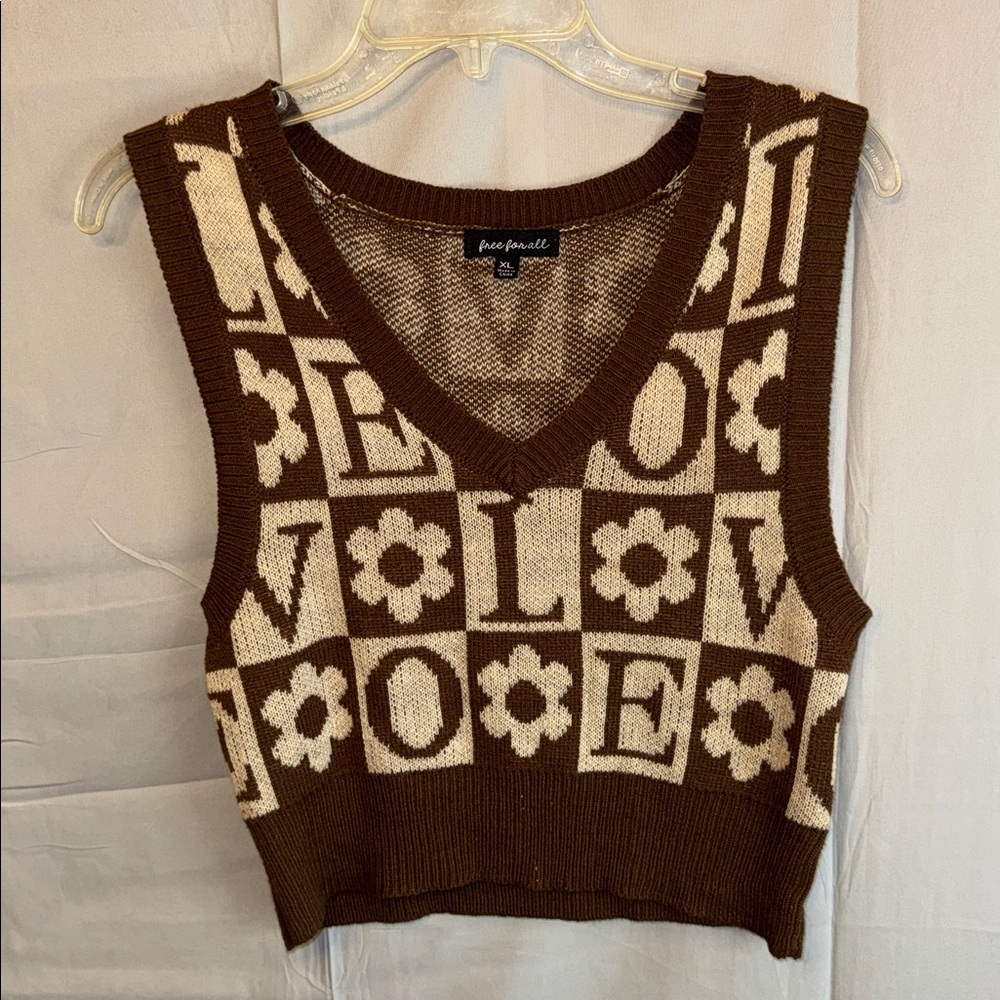 Love Graphic Knit Crop Top in Brown and Cream - Picture 4 of 10